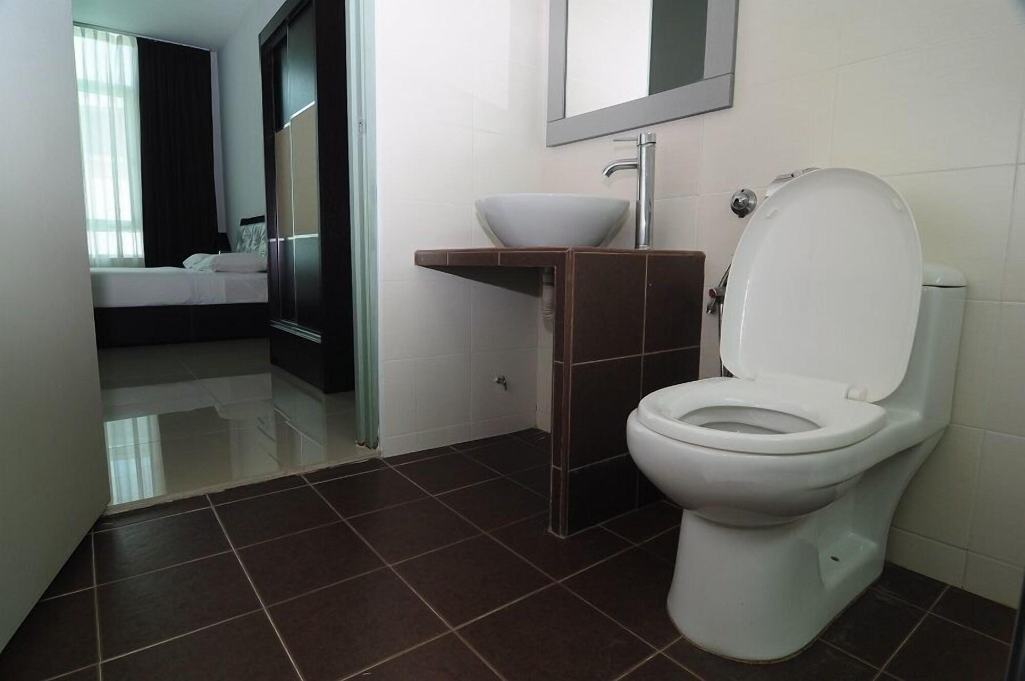 ดิเอ็มบาสซีเซอวิสเรสซิเดนซ์สวีต Apartment กวนตัน ภายนอก รูปภาพ